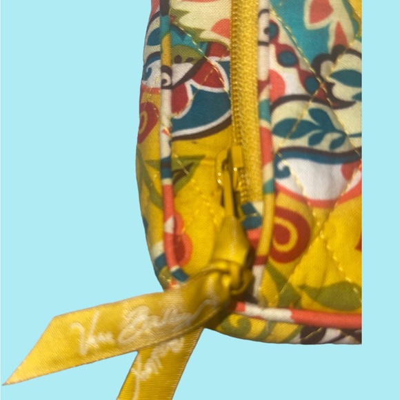 Vera Bradley Provencal Cassidy Shoulder Bag RETIRED. 22” Strap - Picture 2 of 6